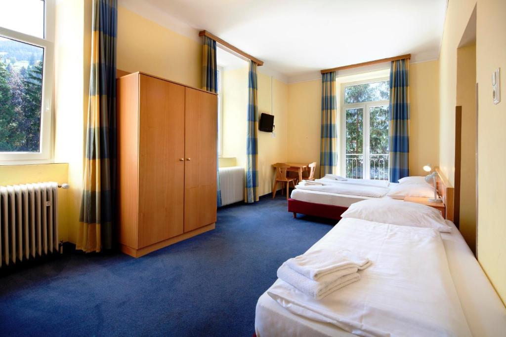 Euro Youth Hotel & Krone Bad Gastein Room photo